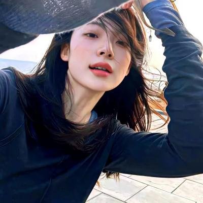 杰夫·邓纳姆：我旁边那位